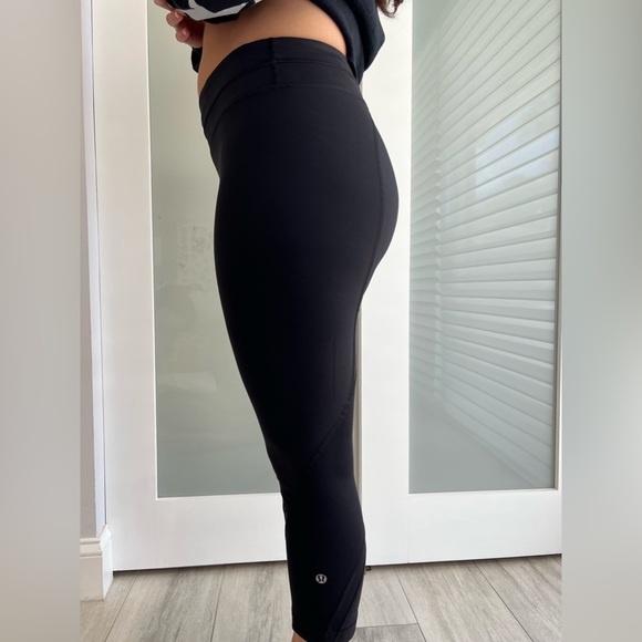 Black Lulu Leggings - Picture 4 of 9